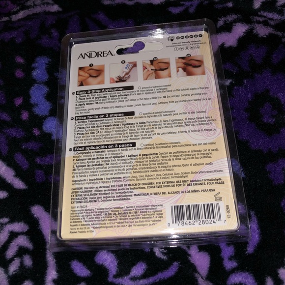 Bundle of New Synthetic Eyelashes - Picture 5 of 7